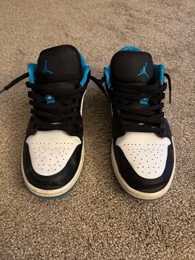 Jordan Mens Low Top Sneakers - Black White Teal